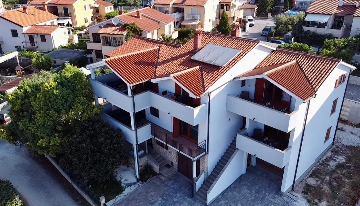 Fazana Inn Екстериор снимка